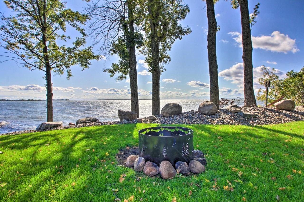 Waterfront Lake Mille Lacs Lodge With Deck And Grill! Isle Kültér fotó